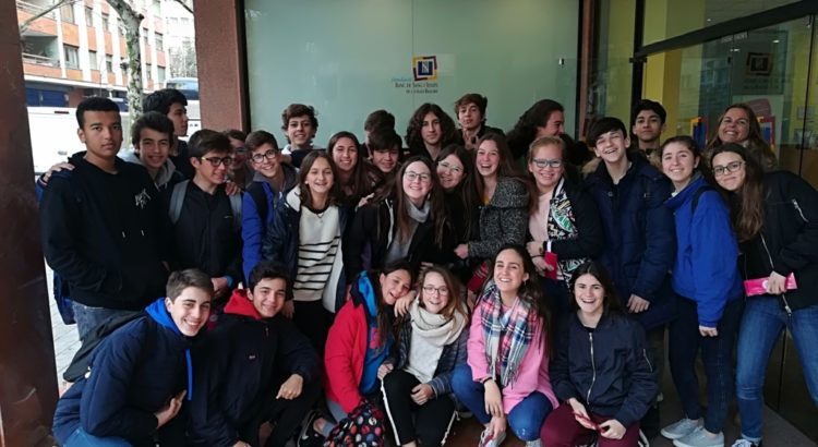 Visita de 3r d’ESO al Banc de Sang i Teixits Visita de 3r d’ESO al Banc de Sang i Teixits